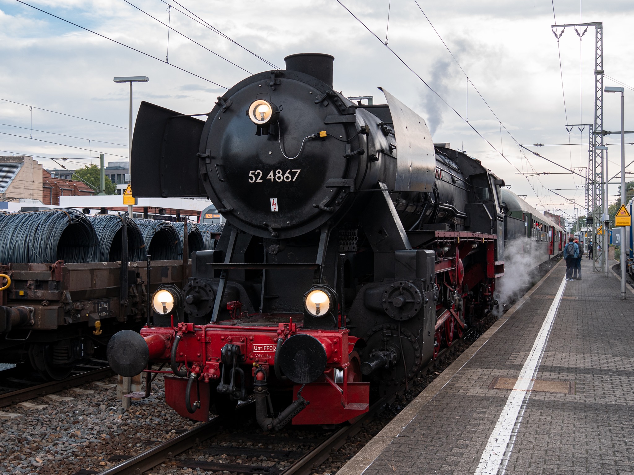 52 4867 am 3.10.2020 in Frankfurt Süd (Foto: Simon Klinz)