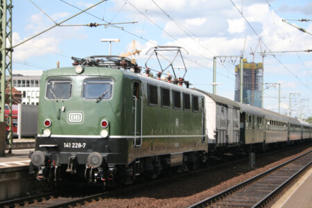 141 228-7 - Rhein in Flammen (Michael Witter - 2012)