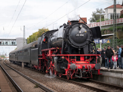 Fahrt nach Neustadt/Weinstrasse: 23 058 (03.10.2022)