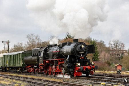 80 Jahre 52 4867 Neujahresfahrt (1.1.2024 - Foto: Gerhard Hohl)