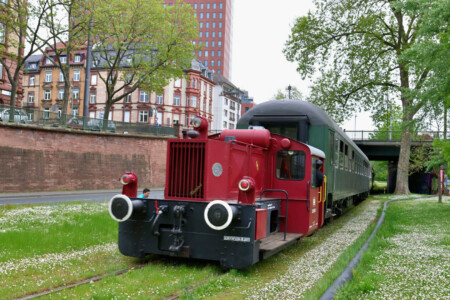 322 607-3 beim Mädelsdampf auf der Hafenbahn (28.4.2024 - Foto: Christian Beck)