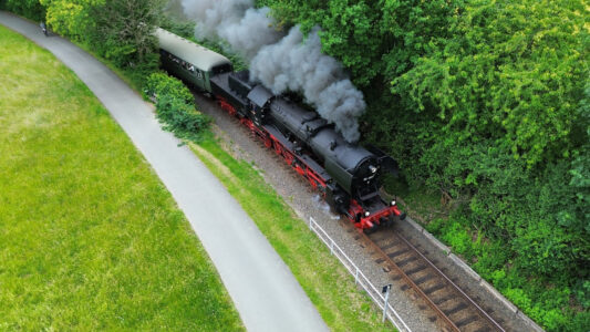 52 4867 unterwegs im Taunus (Pfingsten 2025 - Foto:Erik Ritterbach)