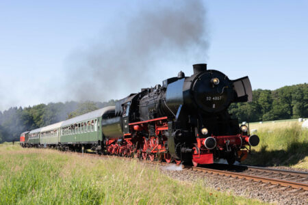 52 4867 unterwegs im Taunus in der Nähe von Schneidhain (25.05.2026, Foto: Gerhard Hohl)