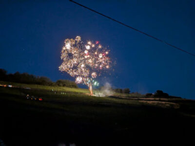 Rhein in Flammen - Das Feuerwerk in Assmanshausen wurde diesmal von einem neuen Standort gezündet, sodass der Halt vergangener Fahrten dort entfiel (Foto: Simon Klinz - 4.7.2026)